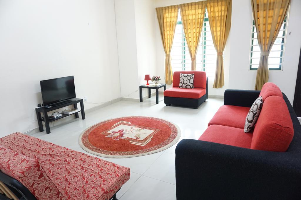 Warisan Indah Homestay Klia 1 Melayu Sahaja Σεπάνγκ Εξωτερικό φωτογραφία