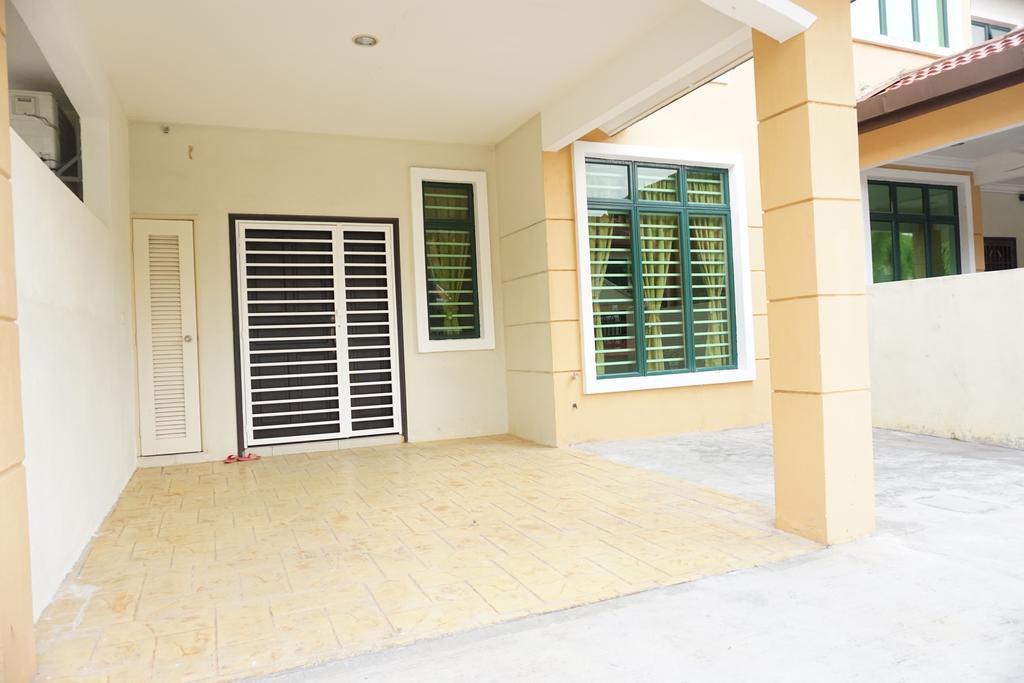 Warisan Indah Homestay Klia 1 Melayu Sahaja Σεπάνγκ Εξωτερικό φωτογραφία